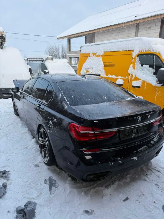 BMW 750Ld 2018, 155.000 km, avariat față, motor NEAFECTAT.