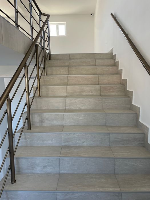 Дава се под наем Магазин в Разлог - 450 кв.м за 62962.56 € - Снимка #5