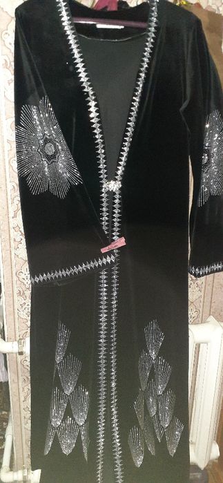 Abaya sotiladi yengi kiyilmagan vilurivi qalin