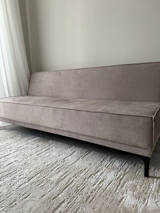 Диван-тахта продам (почти новый)