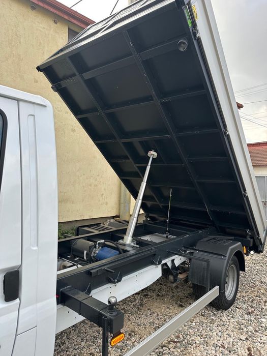 Vand Ford Transit basculabil carosat nou!