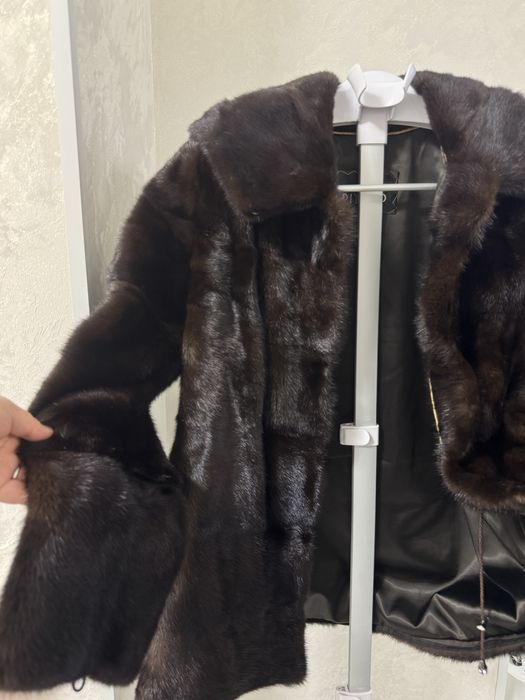 Продам норковую шубу