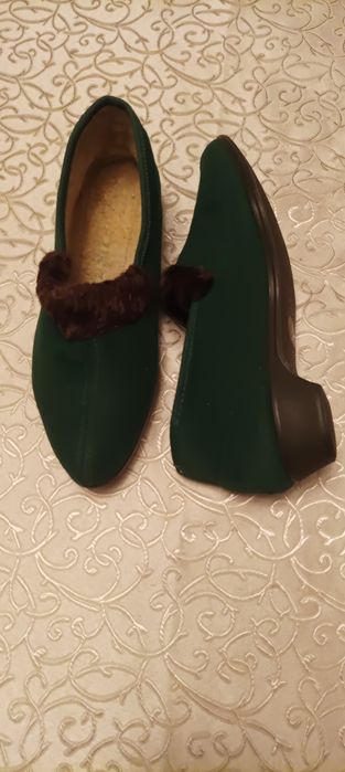 Тапочки домашние.