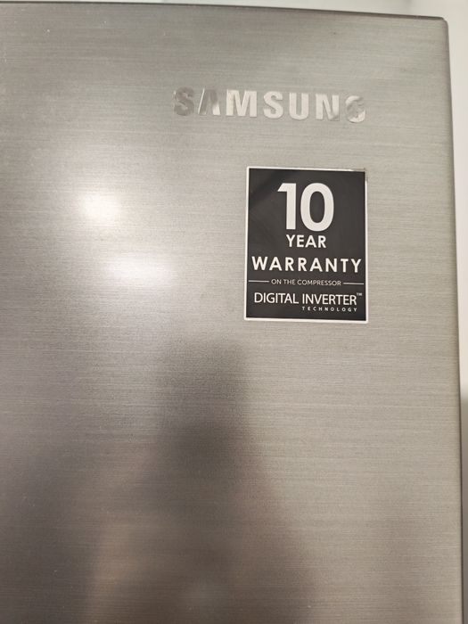 Frigider Samsung