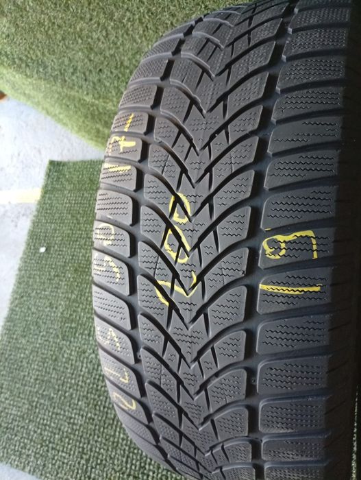 225 50 17 Dunlop m+s