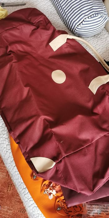 Geanta voiaj cu port-fard și săculeț pt  obiecte