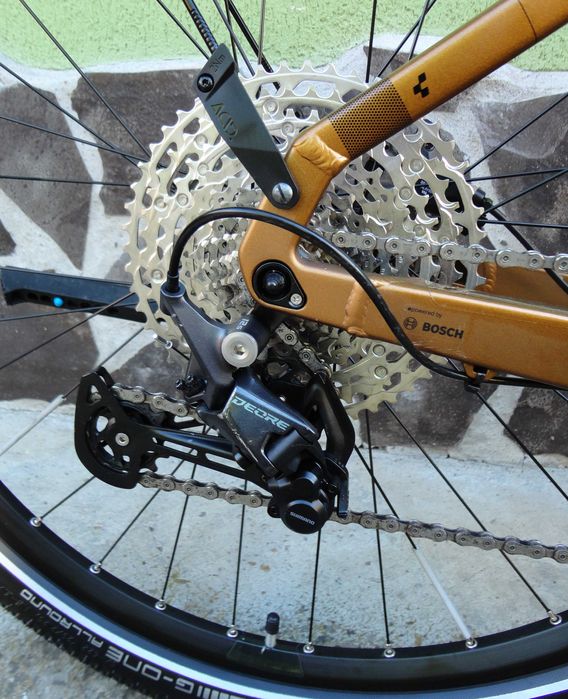 Bicicleta electrica dama Cube Nuride