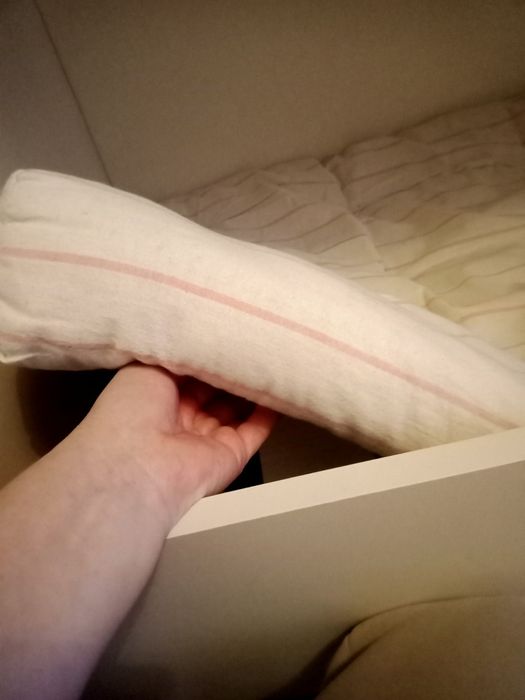 Двухярусную кровать .