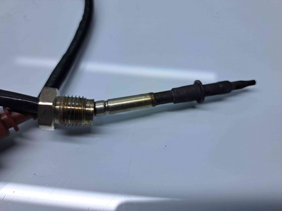 Senzor temperatura Audi A4 (8W2, B9) [Fabr 2015-2023] 8W0906088B