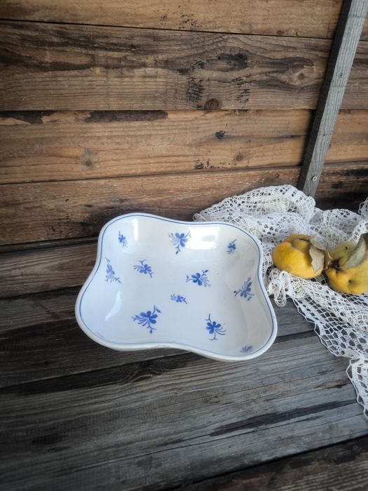 Квадратна порцеланова купа