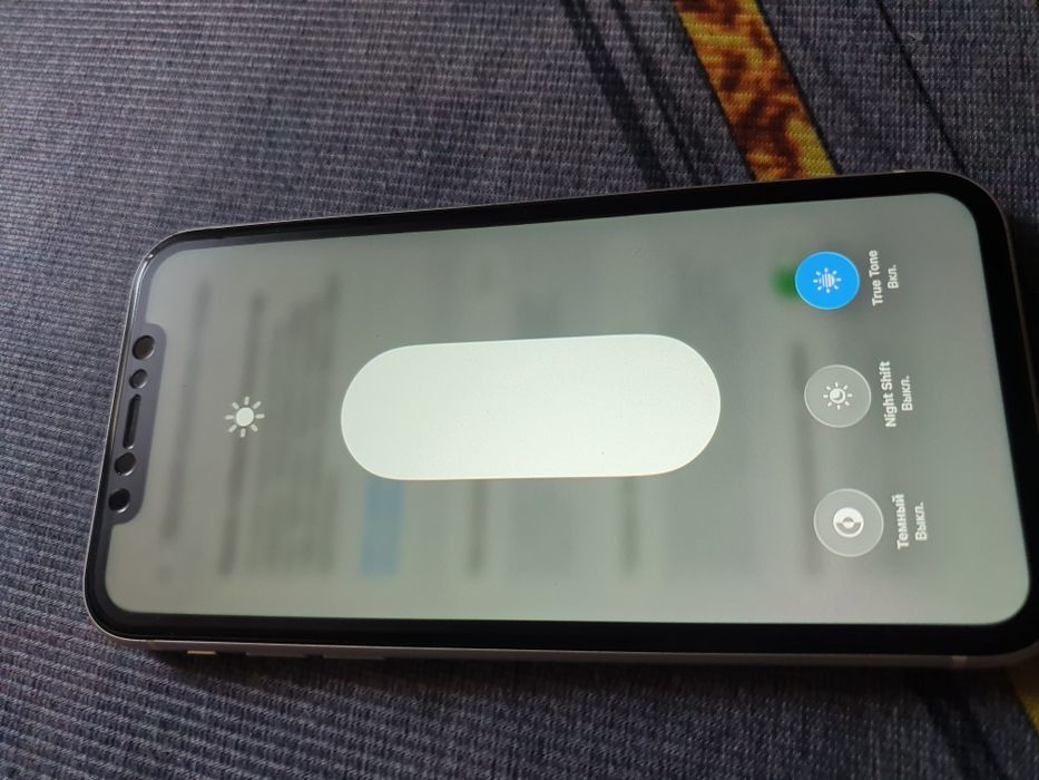 Айфон 11 128гб идеал