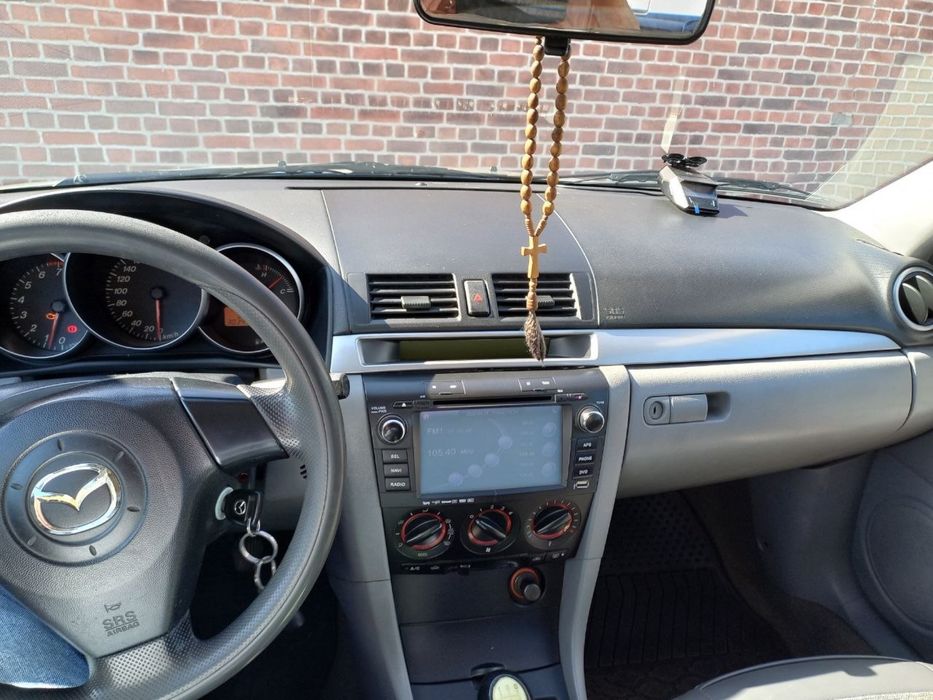 Mazda 3 продается в хорошем состоянии