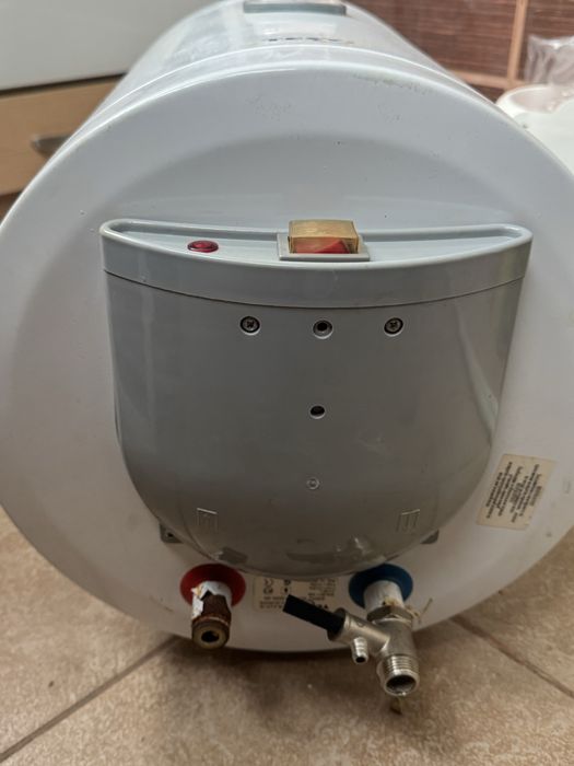 Бойлер Теси 50 литра