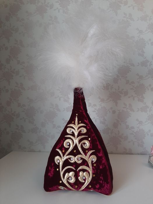 Продам костюм для девочки