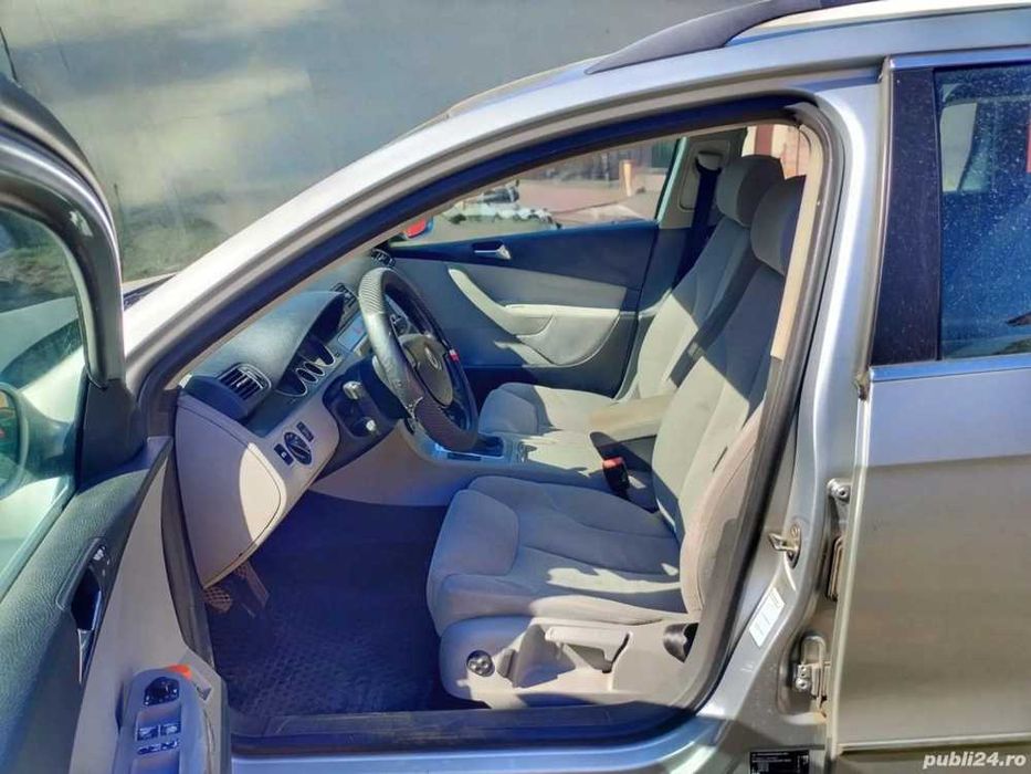 Vând VW Passat B6 1.6 FSI – 115 CP, Combi – 2006