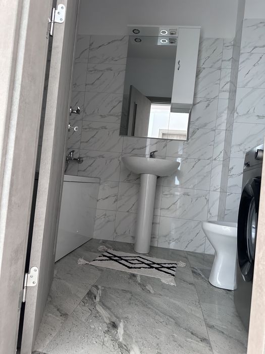 Apartament cu 2 camere de inchiriat