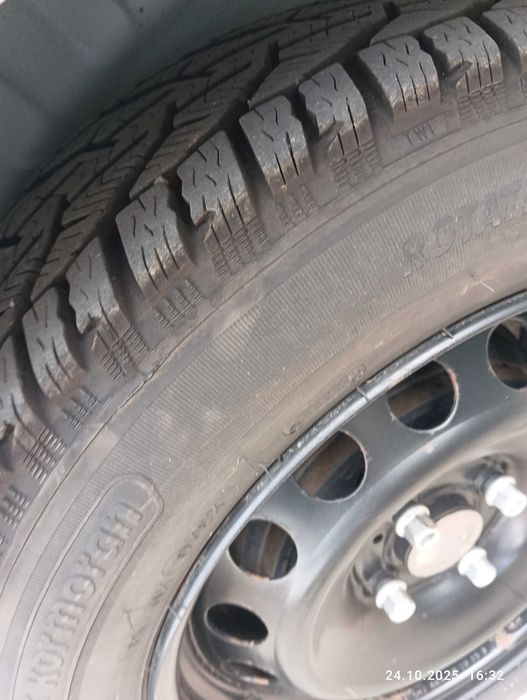 Джанти с Зимни гуми от  Дачия