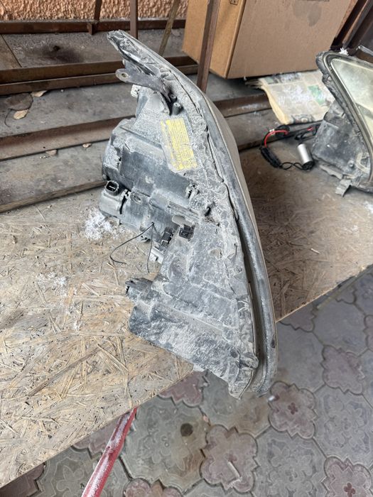 Фары на Лексус Рх 350