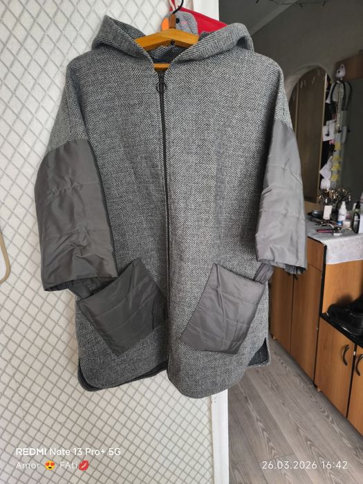 Куртка весенняя.