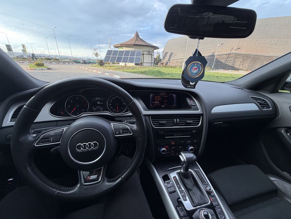 Audi A4 Sline 2.0 tdi 2014/ distronic/ trapă/ automată
