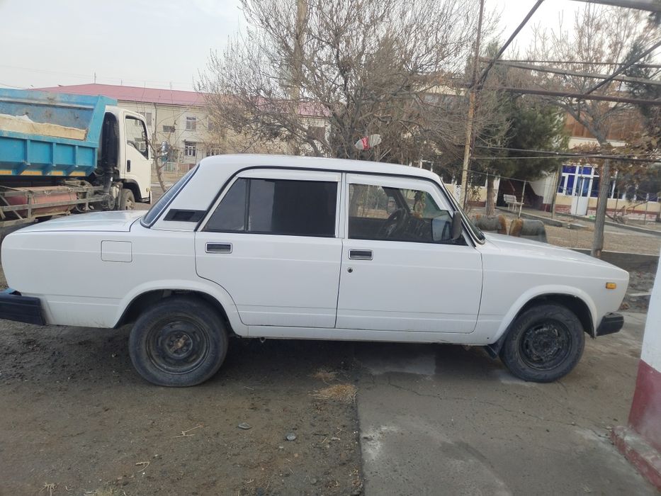 Jiguli 05 tez va arzon sotiladi