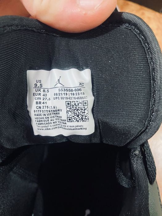 NIKE JORDAN 43р новый