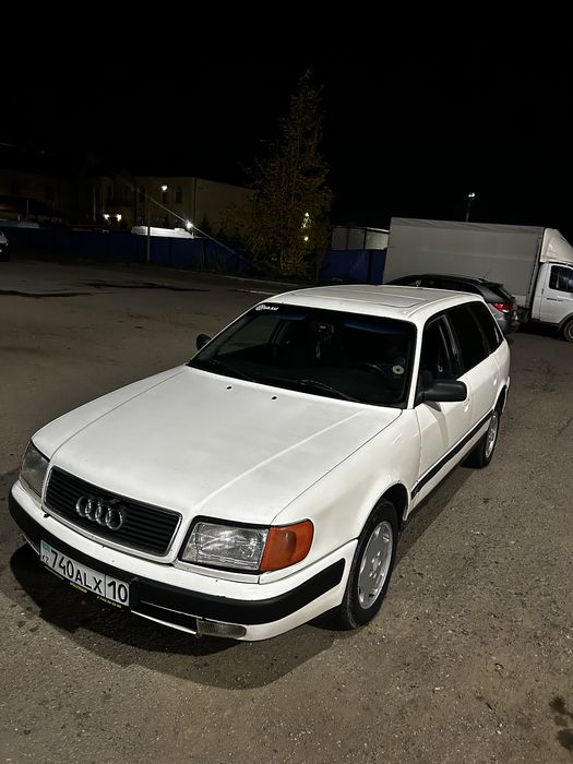 Продам ауди 100 уневерсал