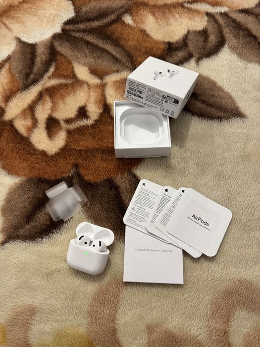 *cadoul perfect* airpods 4 noi desigilate