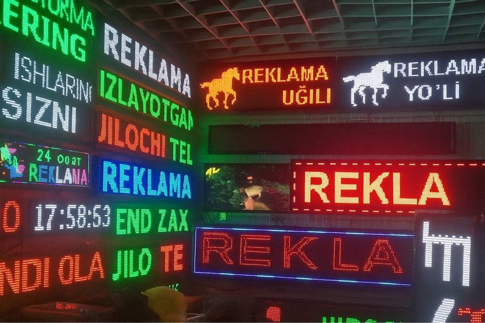 Elektron tablo Бегушая строка LED ekran