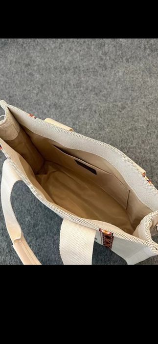 Geantă Chloe, model 2026