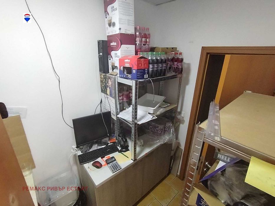 Продава се Магазин в Русе, Здравец Изток - 34 кв.м за 177 €/кв.м - Снимка #4