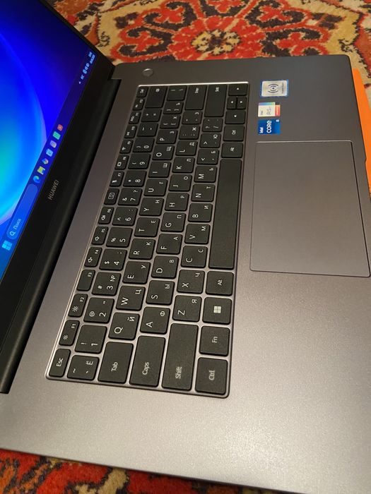 Новый поч Huawei Core i5, 1155G7 SSD