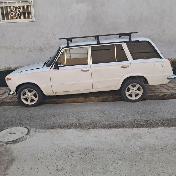 02 Jiguli furgon 1976 yil