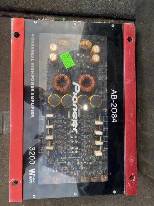 Усилитель четрырех канальный