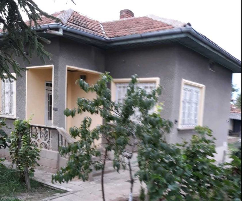 Продава се Къща в Брусарци - 72 кв.м за 121 €/кв.м - Снимка #1