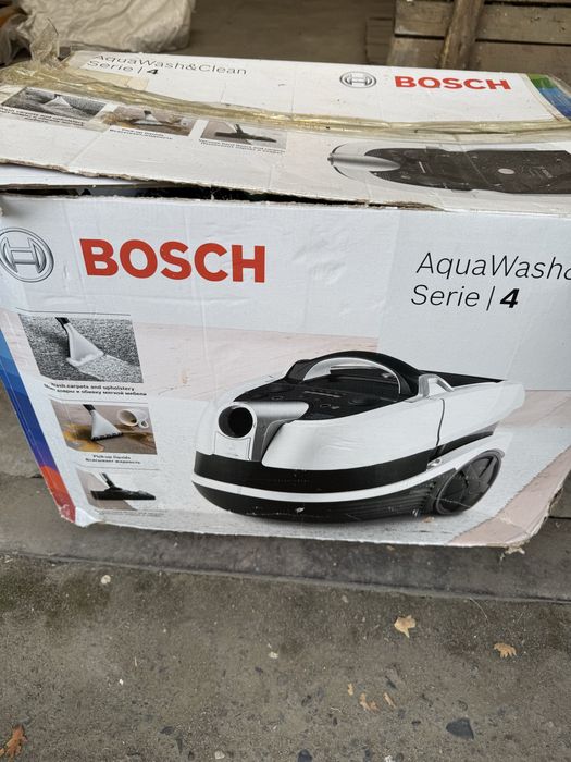 Моющий пылесос! В отличном состояний, помощник для хозяйки