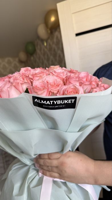 Букет из 51 розовой розы