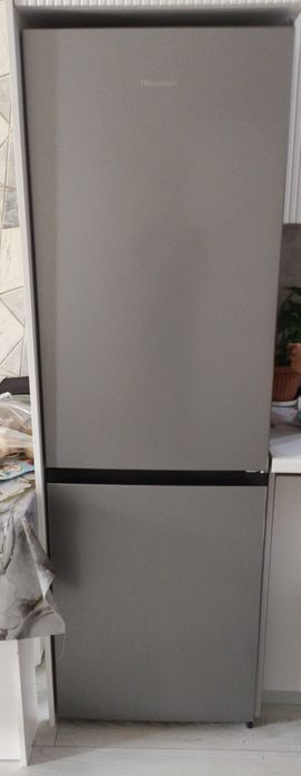 Hisense холодильник