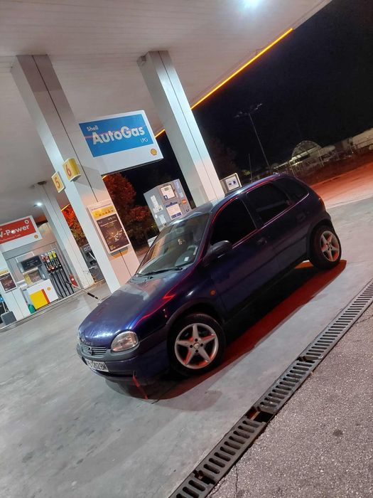 Продава се Опел Корса 1.4 газ бензин