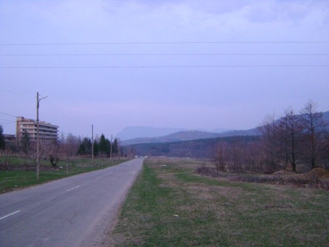 Продава се имот 8 330 кв.м./60 лв. кв.м./