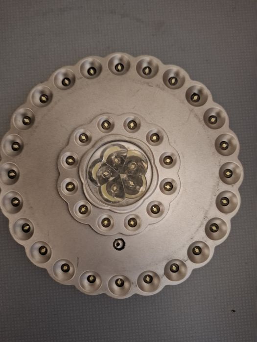 Фонарь для кемпинга