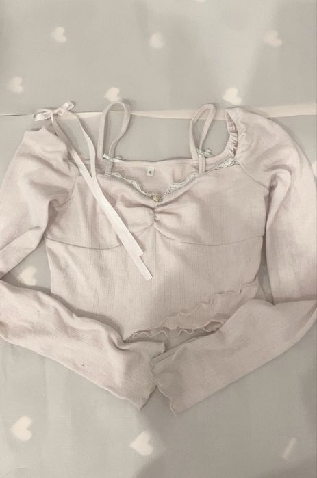 Какет топик кофта