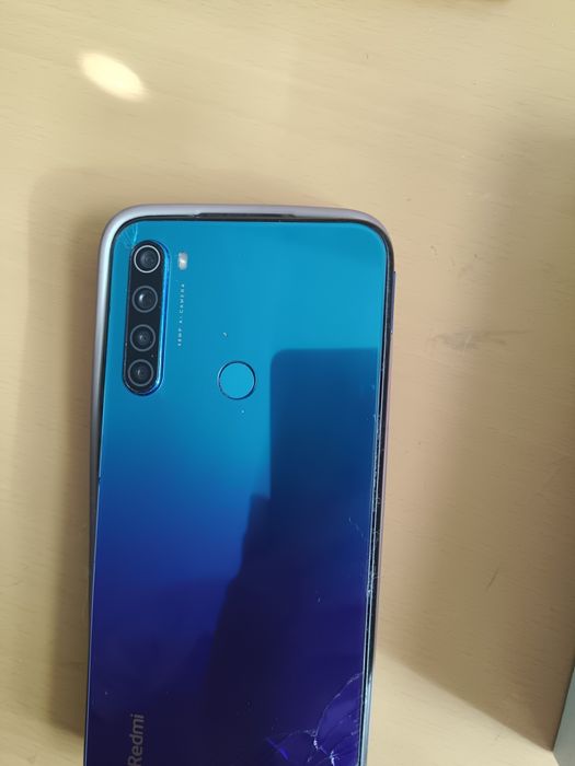 Продам сотовый телефон Redmi Note 8.