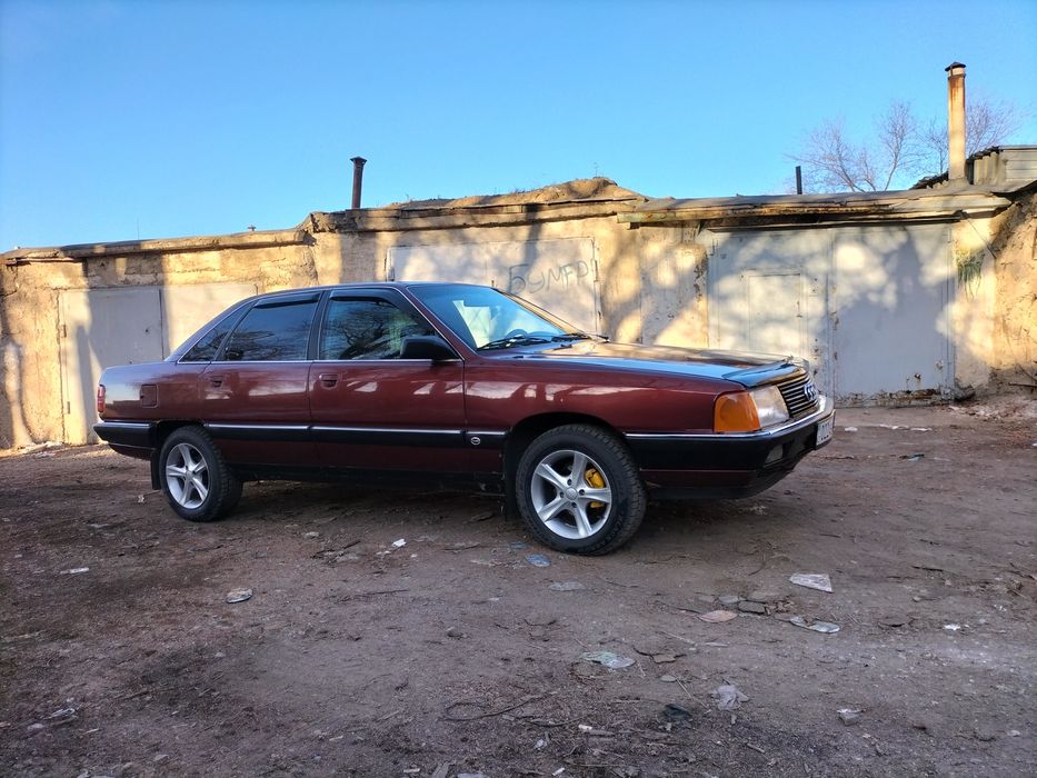 Продам Ауди 100 об 2.3