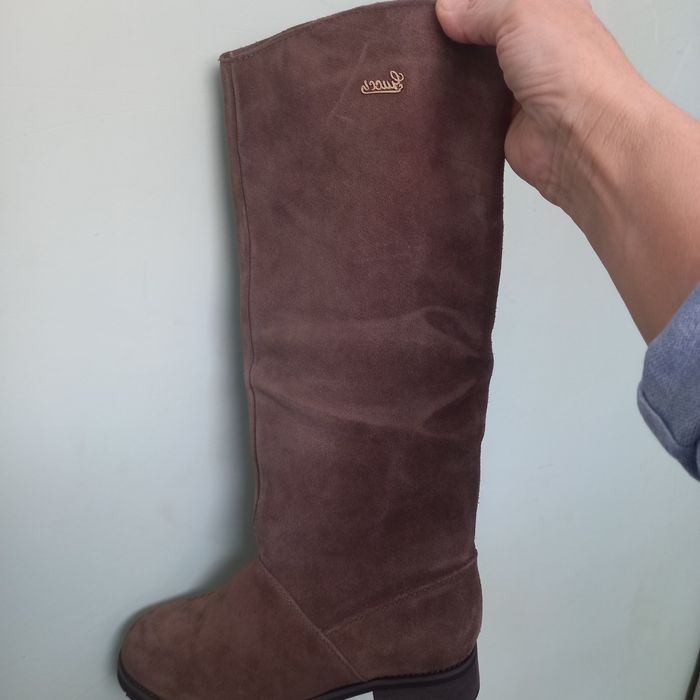 Продам замшевые сапожки