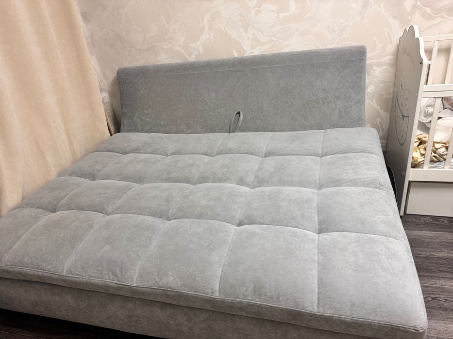 Продам диван в хорошем состоянии