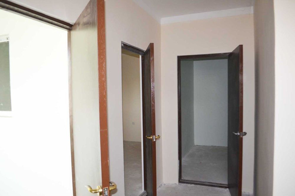 Samarkand shahar Firdavsiy Kuchasida 2 xona kvartira srochno sotiladi