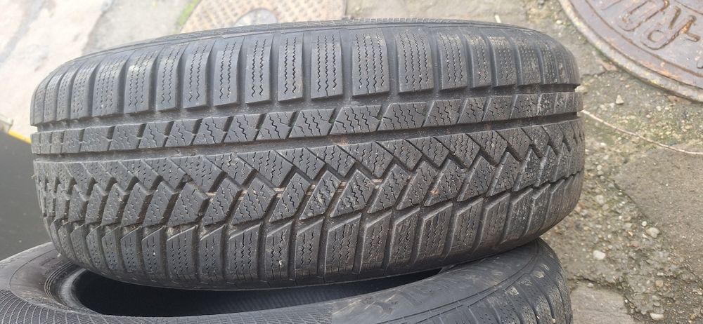 205 60 r16 iarna Continental 450 lei/set