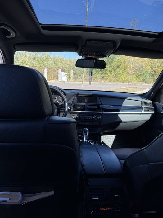 BMW X5 E70 M pachet XDRIVE 40D - accept şi variante cu maşini peste 2018