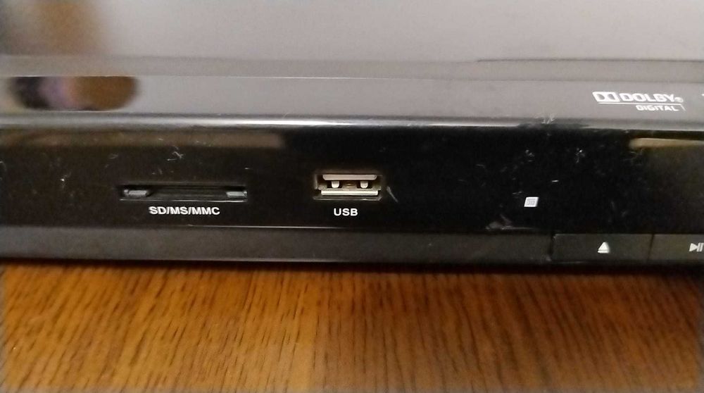 DVD playere Digital DVX 200B si E-Boda DVX 575USB